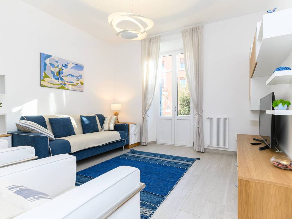 Appartamento a Terracina in Viale della Vittoria, 44 - Foto 2