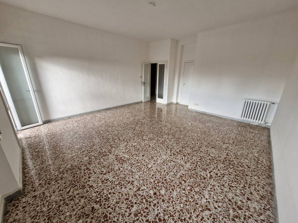 Appartamento a Latina in Via Giustiniano, 5 - Foto 3