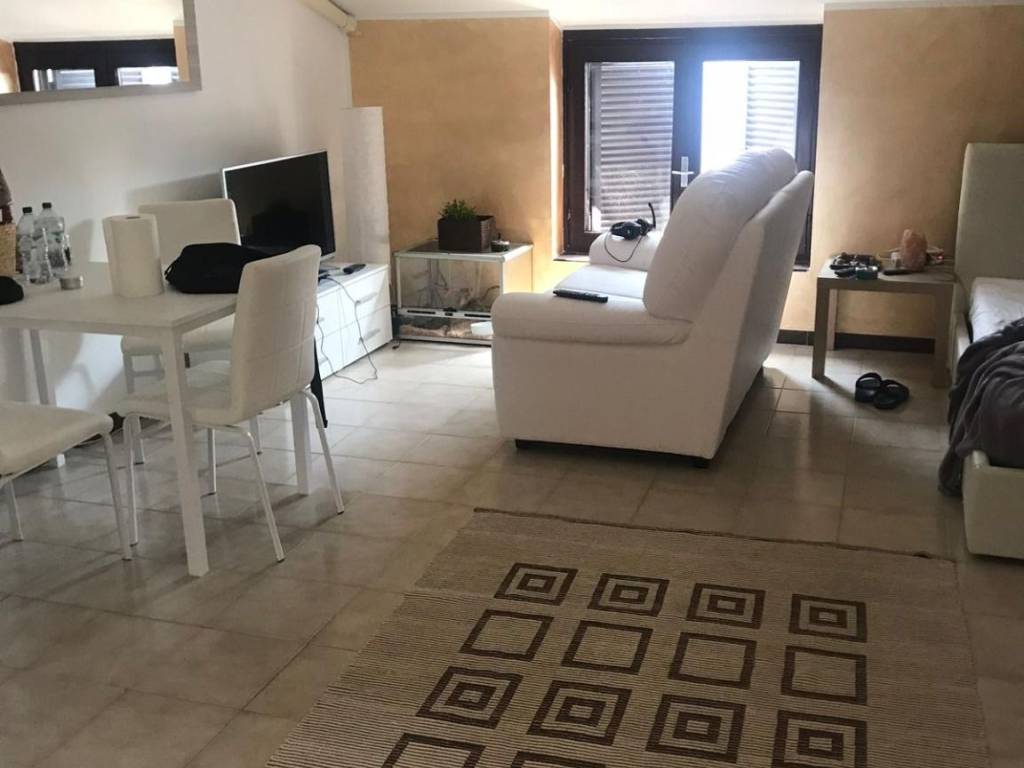 Appartamento a Novara in Viale Giulio Cesare, 147 - Foto 2