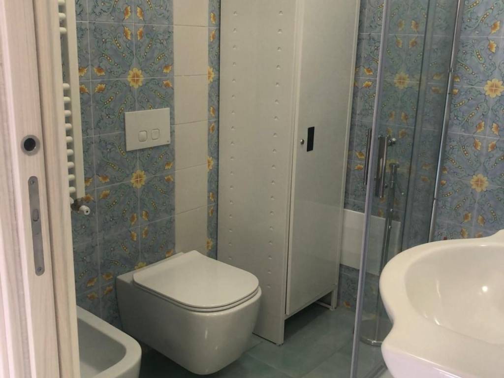 Appartamento a Crotone in Piazza Bartolo Villaroja - Foto 4