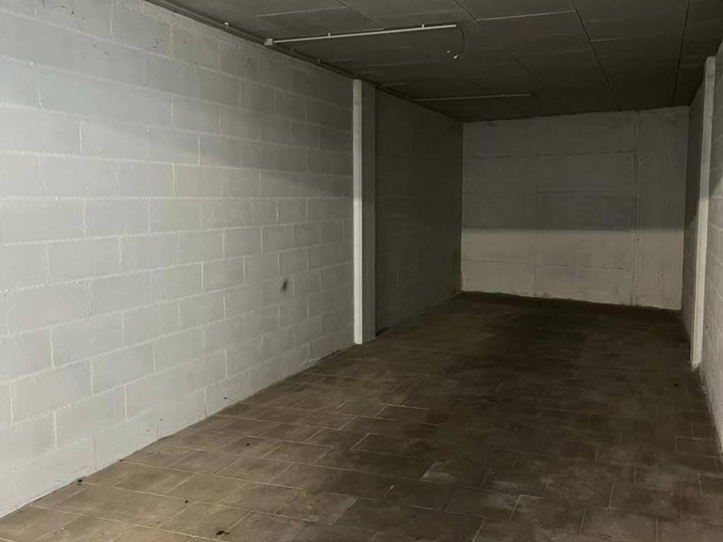 Box / garage a Saluzzo in Via Trieste - Foto 5