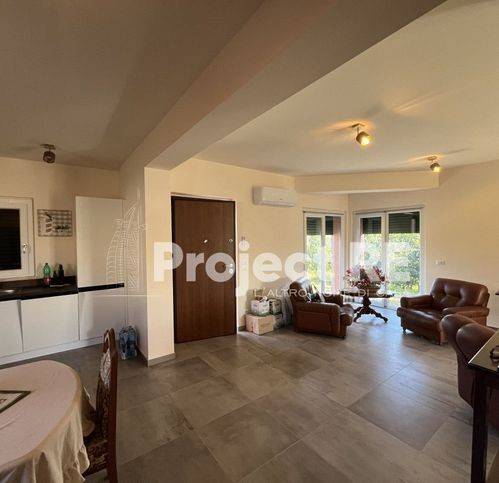 Villa a Roccella ionica in Strada Statale 106 Jonica 0 Km 111 - Foto 2