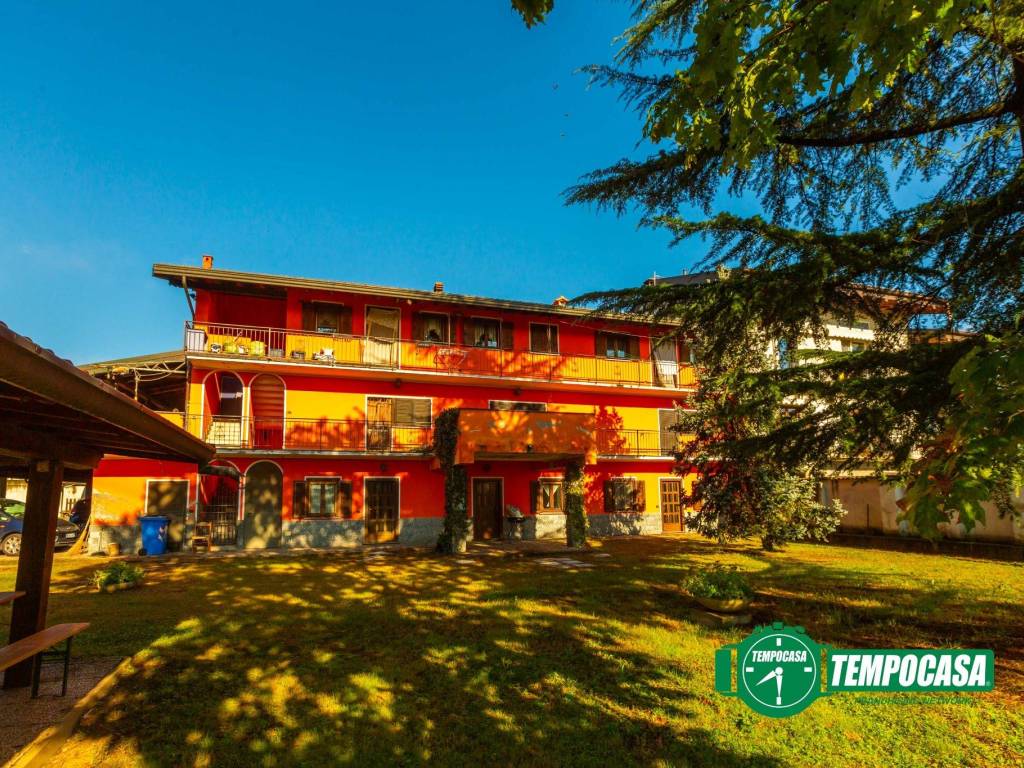 Villa a Oleggio in Via Canapi, 15 - Foto 4