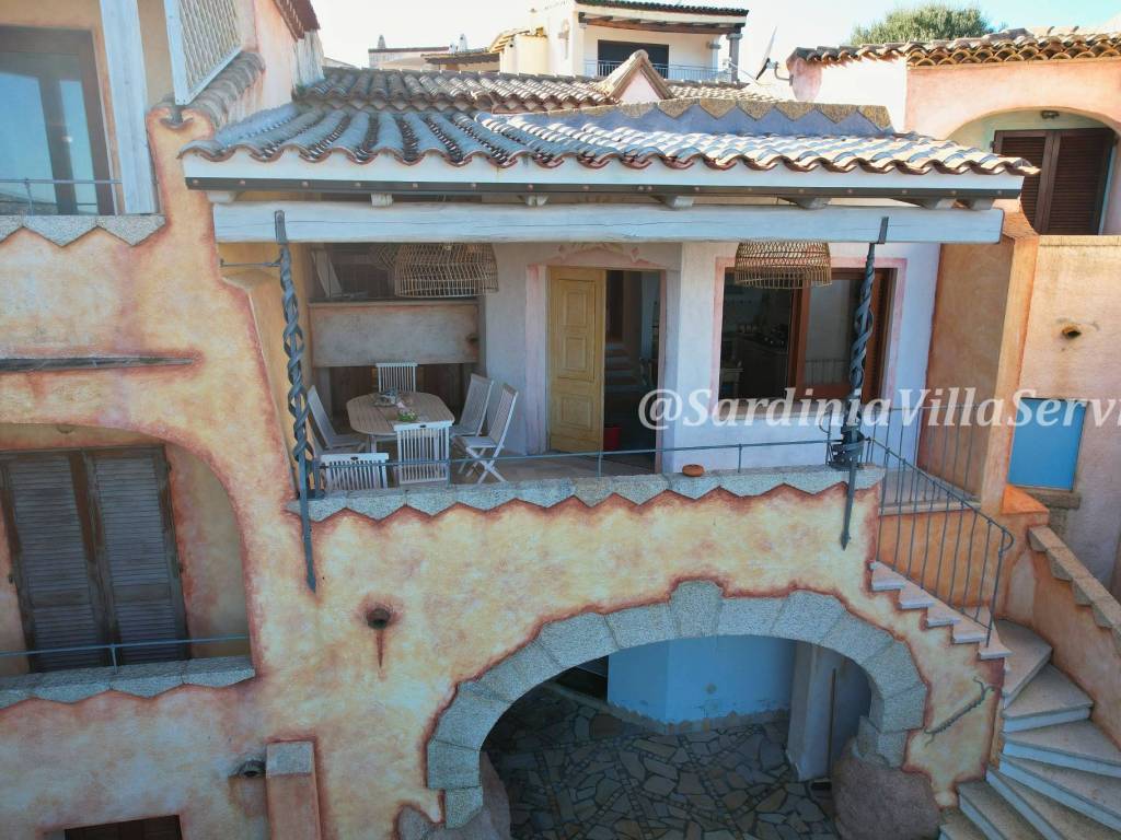 Villetta a schiera a Arzachena in Via Lampara - Foto 4