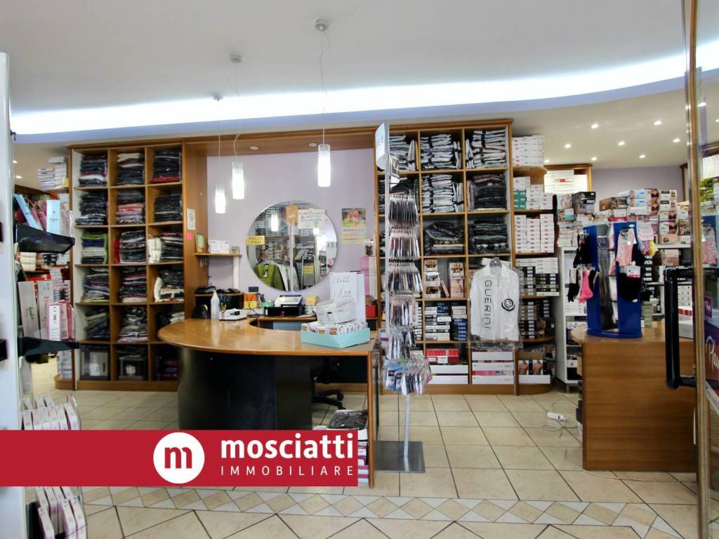 Immobile a Matelica in Viale Martiri della Libertà - Foto 2