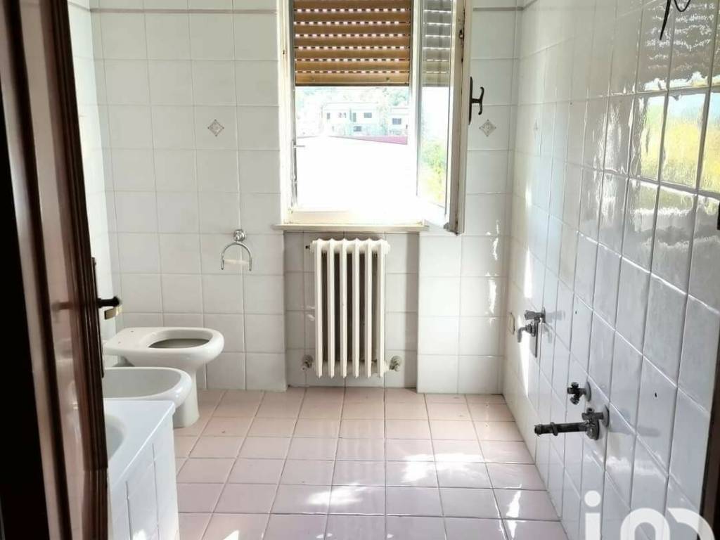 Appartamento a Rosora in Via Montessori, 17 - Foto 4