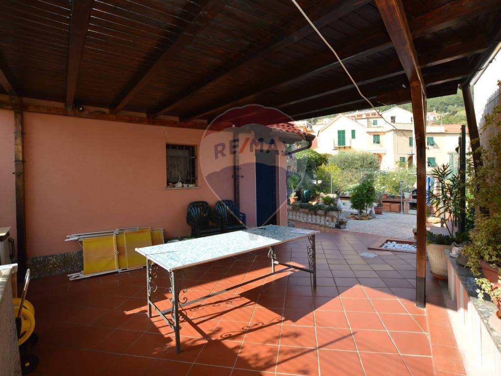 Casa indipendente a Bergeggi in Via Alfredo Faggi, 6 - Foto 3