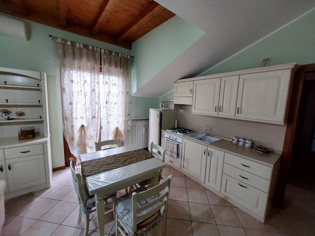 Appartamento a Lurano in Via Antonio Meucci, 43 - Foto 3