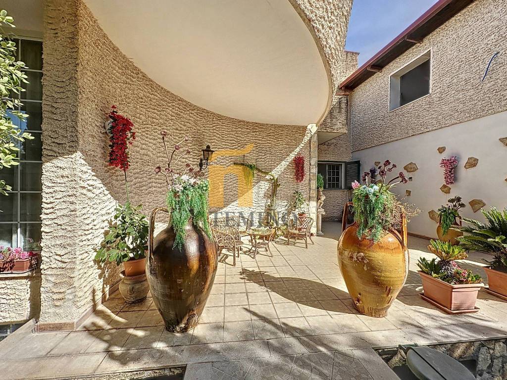 Villa a Lecce in Via Aldo Piccinno - Foto 4