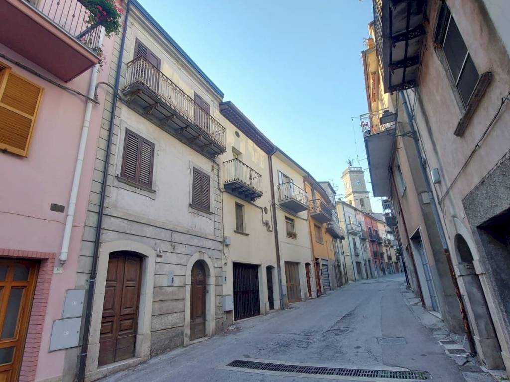 Casa indipendente a Carpinone in Corso Aquilonia - Foto 2