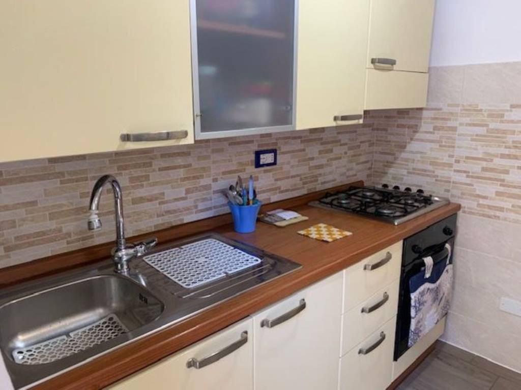 Appartamento a Finale ligure in Via Domenico Brunenghi, 71 - Foto 3