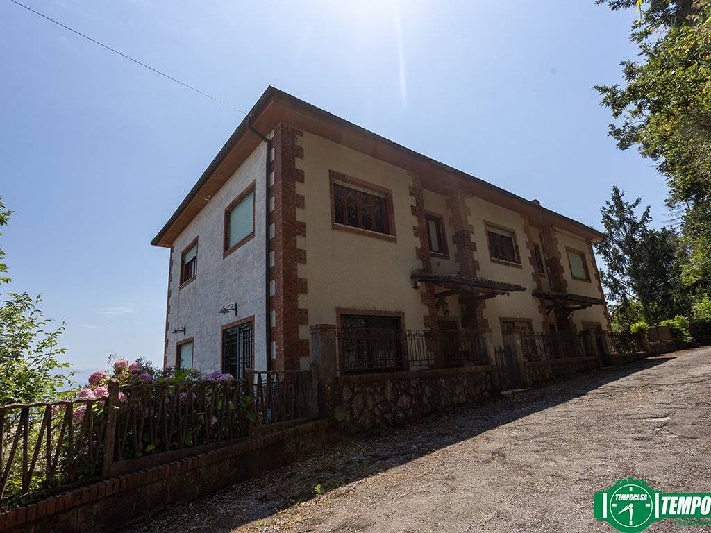 Villa a La spezia in Via del Parodi, 69 - Foto 4