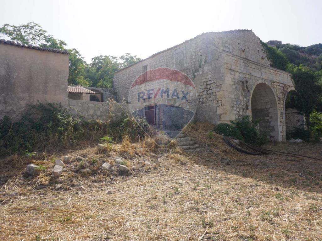 Rustico / casale a Ragusa in CONTRADA RENNA - Foto 2