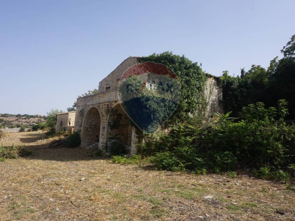 Rustico / casale a Ragusa in CONTRADA RENNA - Foto 3