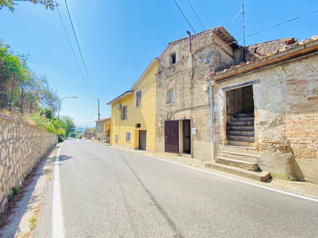 Appartamento a Magliano sabina in Vocabolo Berardelli - Foto 2