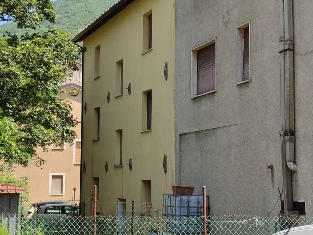 Villa a Fabriano in Serradica S.N.C. - Foto 2
