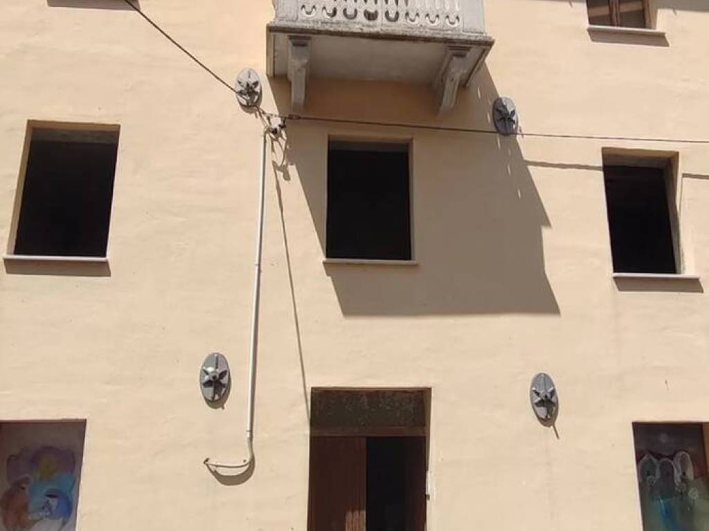 Villa a Fabriano in Serradica S.N.C. - Foto 3