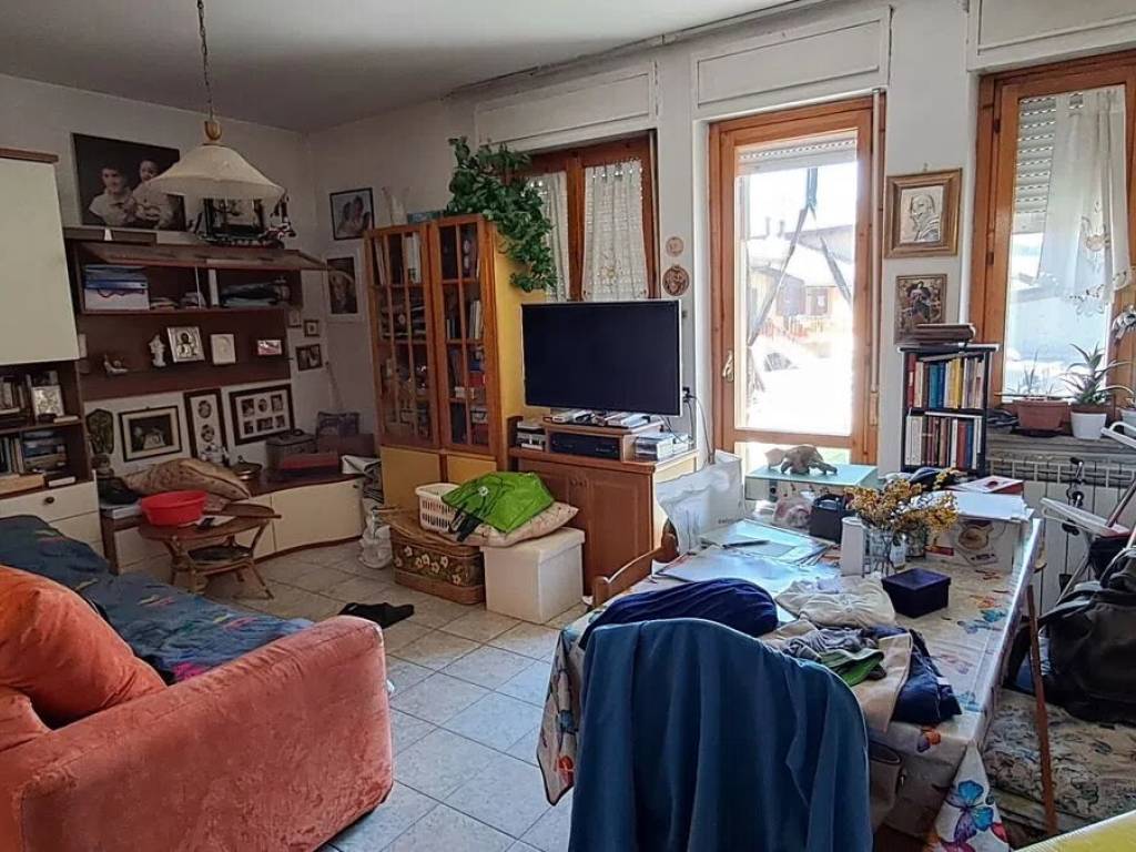 Villa a Fabriano - Foto 2
