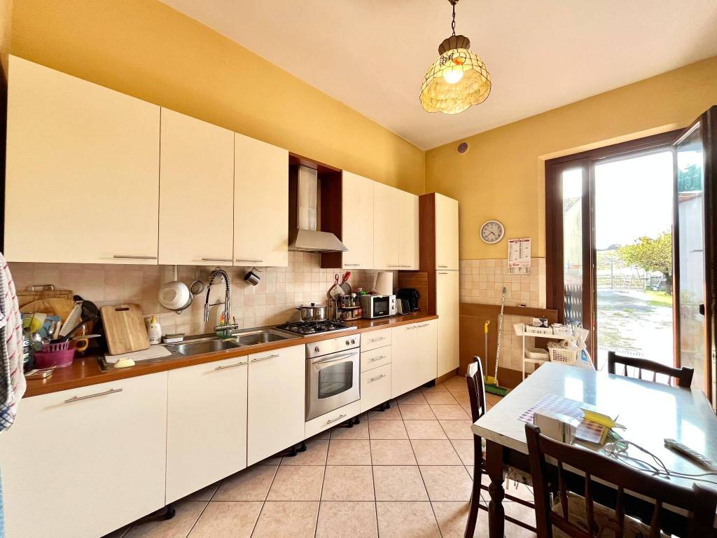 Casa indipendente a Prato in Via Pollative - Foto 4