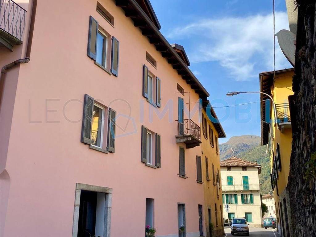 Appartamento a Introbio in via Umberto I, 29 - Foto 2