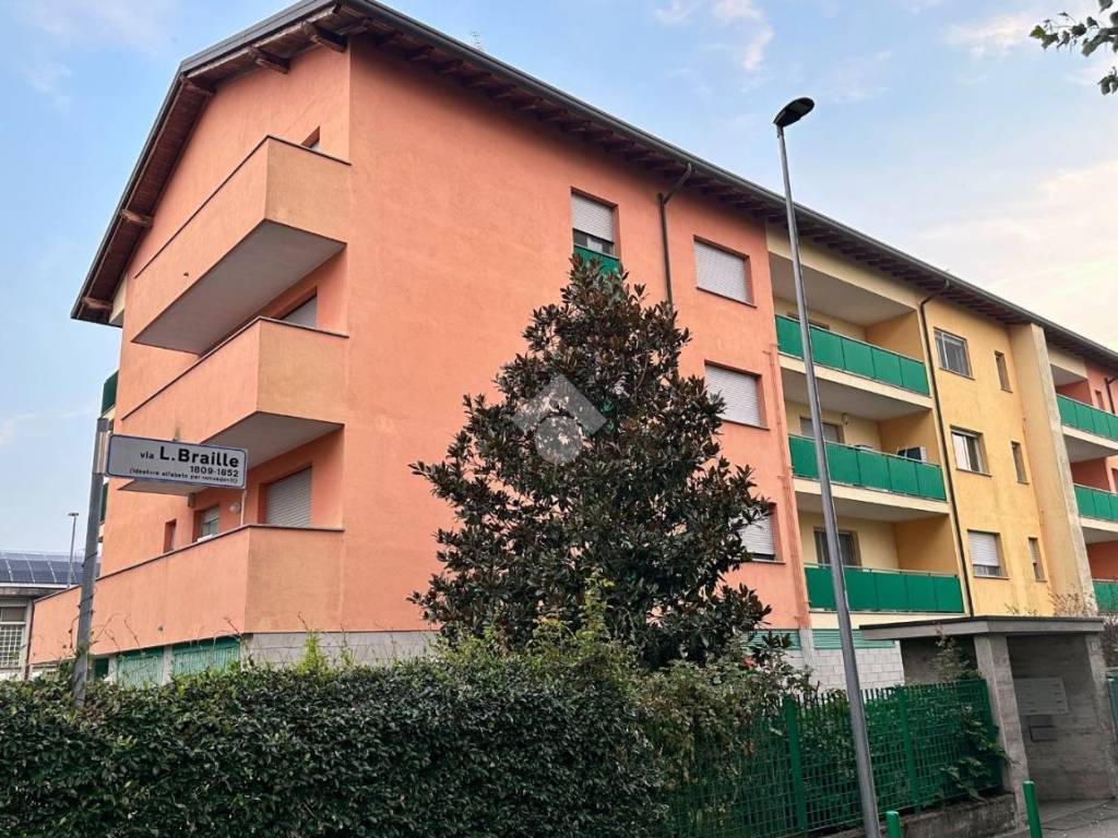 Appartamento a Vercelli in Via Luis Braille, 1 - Foto 2