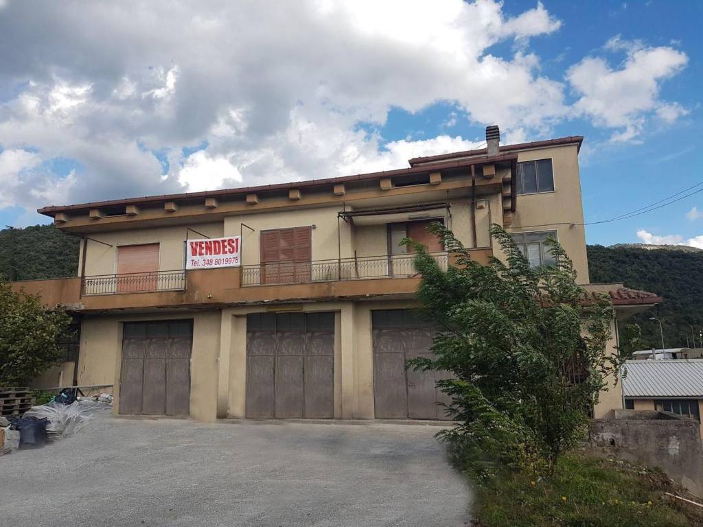 Palazzo / stabile a Monteroduni in Via Colle - Foto 2