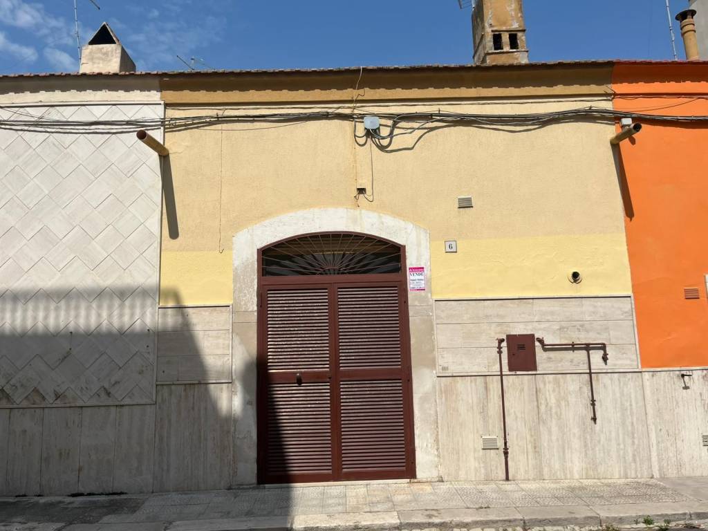 Casa indipendente a Cerignola in Via Ardonia - Foto 3