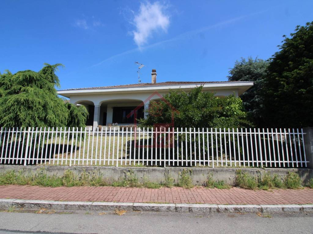 Villa a Vercelli in Via Grivola, 39 - Foto 2