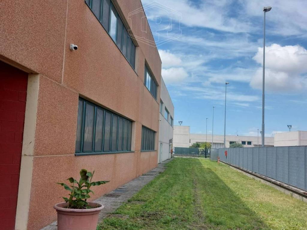 Immobile a Vellezzo bellini in Via Perlasca, 14 - Foto 5
