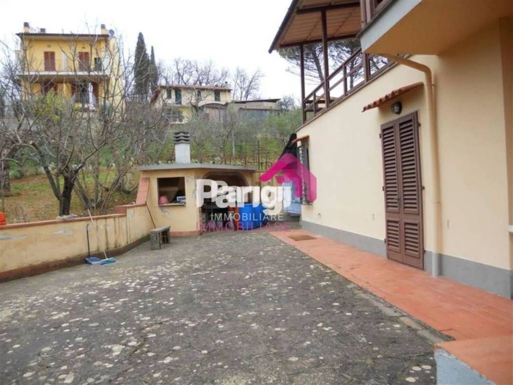 Villa a Carmignano in Piazza Cesare Battisti - Foto 3