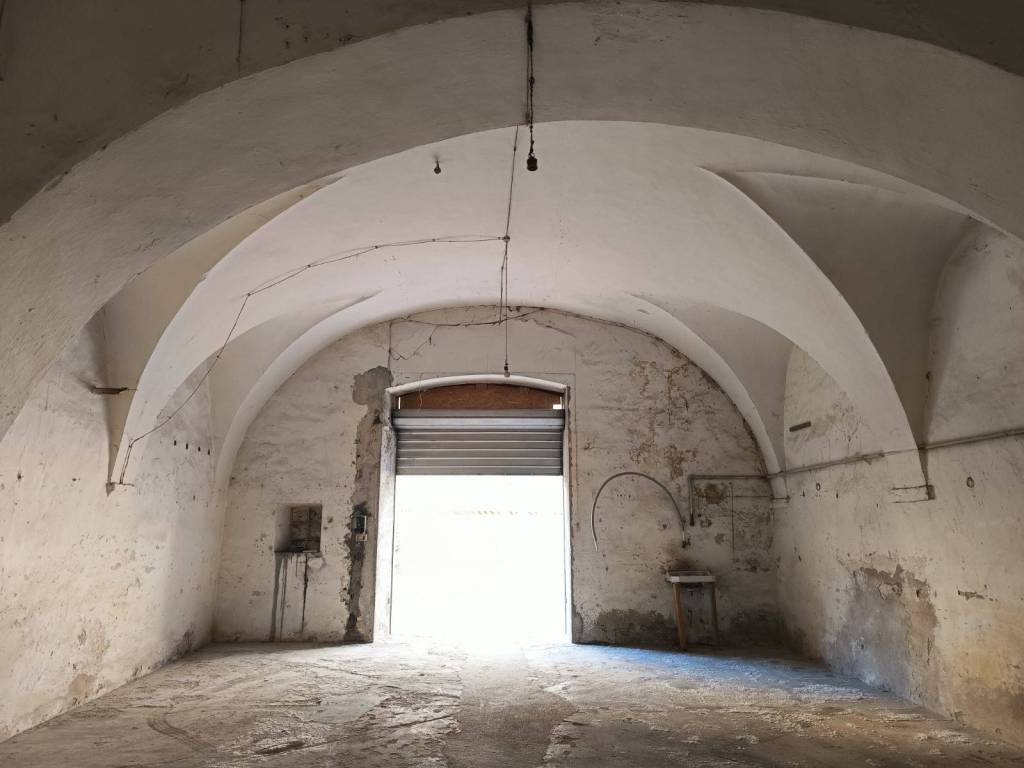 Box / garage a Ascoli piceno in piazza viola - Foto 2