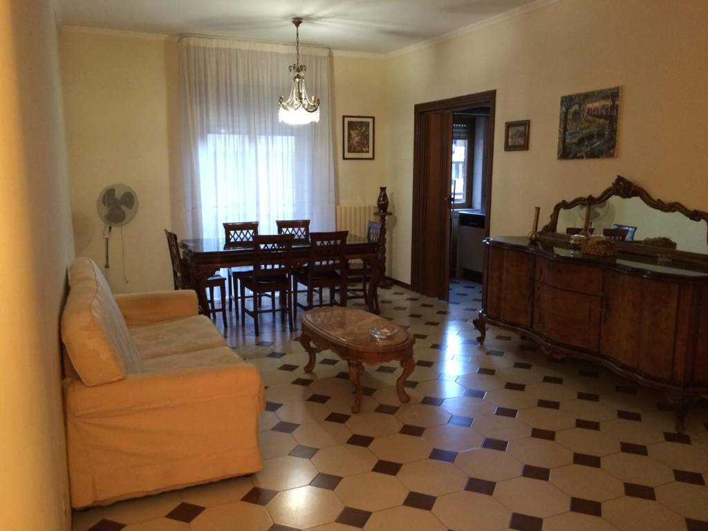 Appartamento a Foggia in Via Monsignor Giuseppe Lenotti - Foto 3