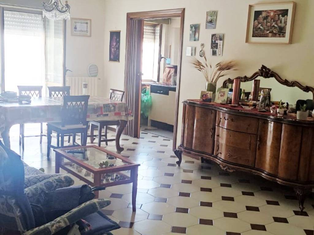 Appartamento a Foggia in Via Monsignor Giuseppe Lenotti - Foto 4