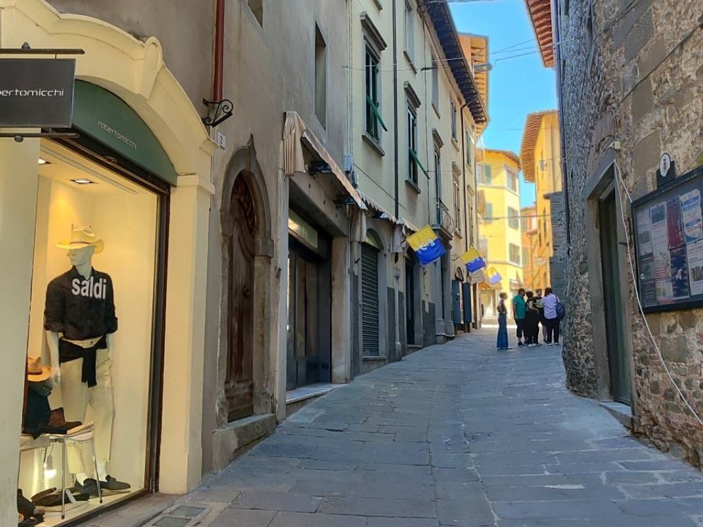 Casa indipendente a Castelnuovo di garfagnana in via croce di stazzana - Foto 5