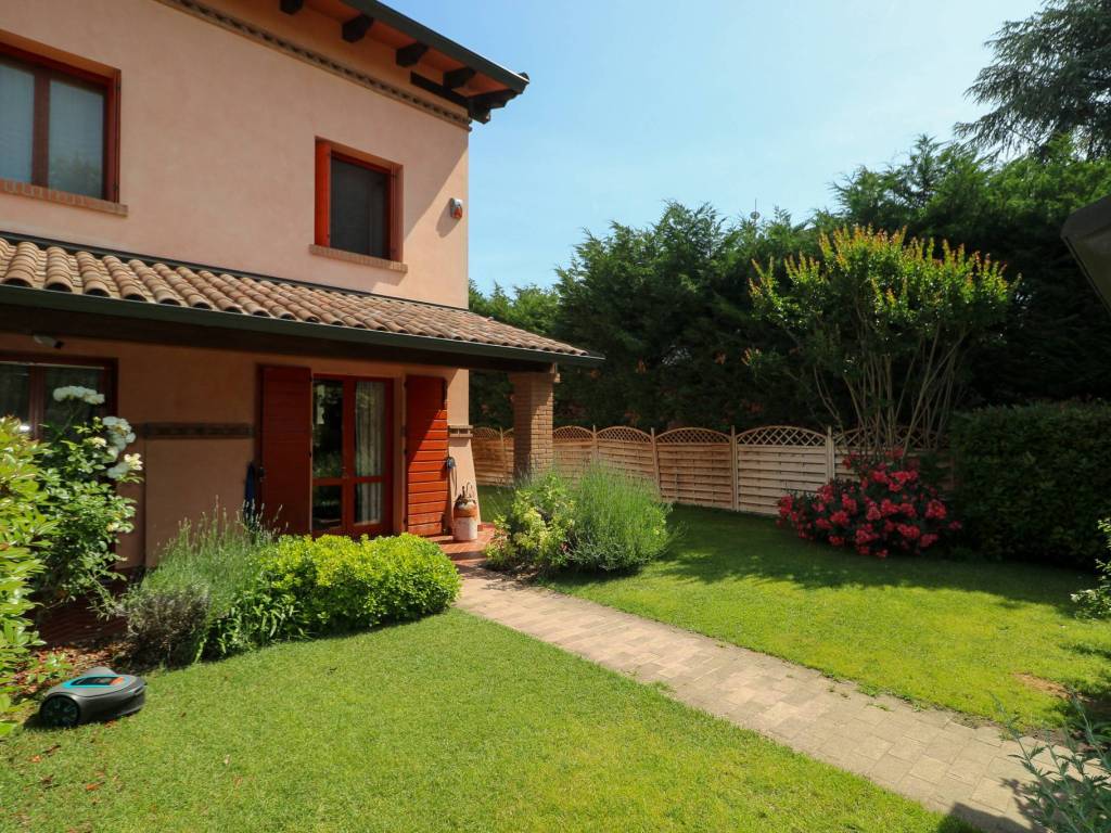 Villa a Collecchio in Via Guido Rossa - Foto 2