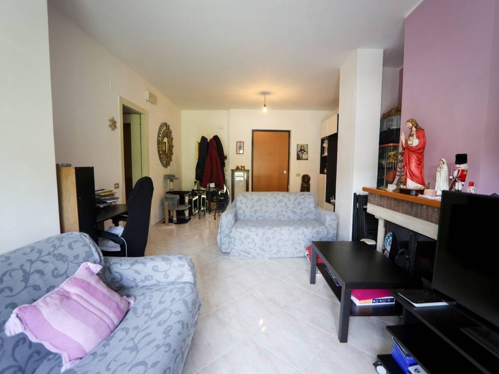 Appartamento a Montecorvino rovella in Via Padre Denza, 79 - Foto 5