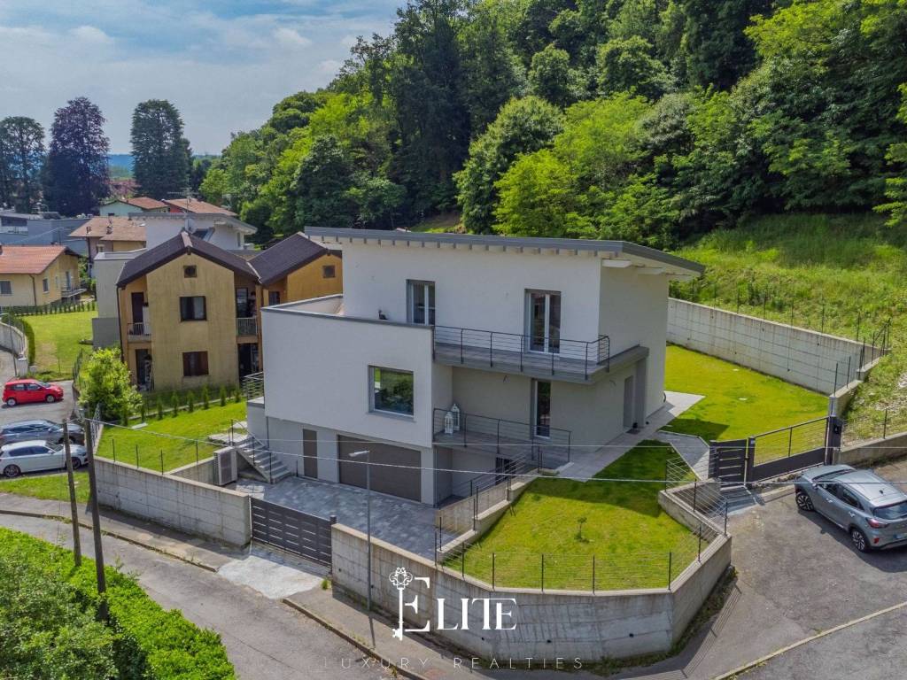 Villa a Dormelletto in Via Fratelli John e Robert Kennedy - Foto 3