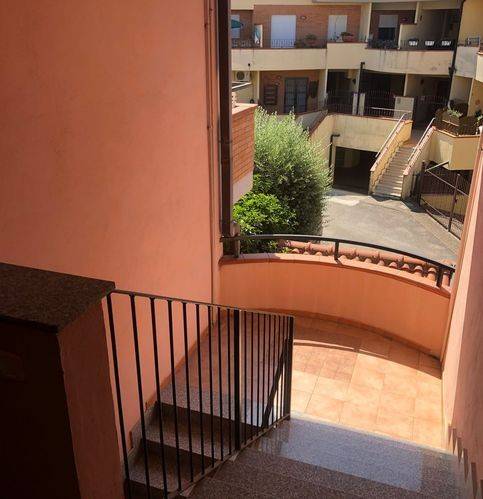 Appartamento a Sermoneta in Via Delle Acacie - Foto 2