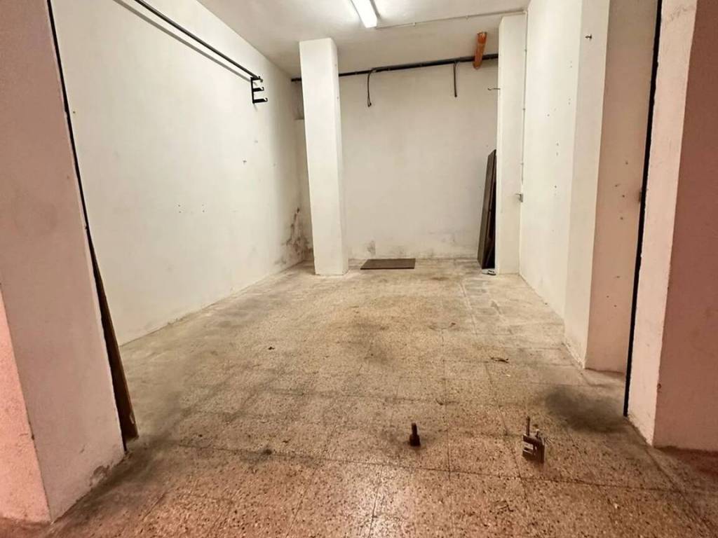 Box / garage a Lecce in Via Mario Di Lecce, 7 - Foto 2