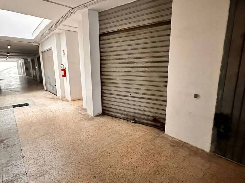Box / garage a Lecce in Via Mario Di Lecce, 7 - Foto 5