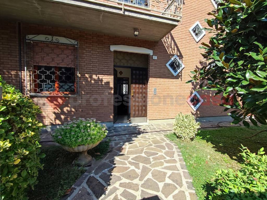 Casa indipendente a Carpi in Via Ferrara, 1 - Foto 2