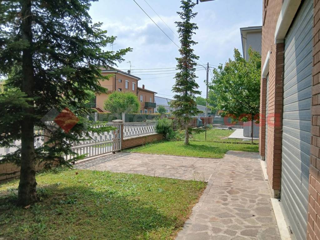 Casa indipendente a Carpi in Via Ferrara, 1 - Foto 4