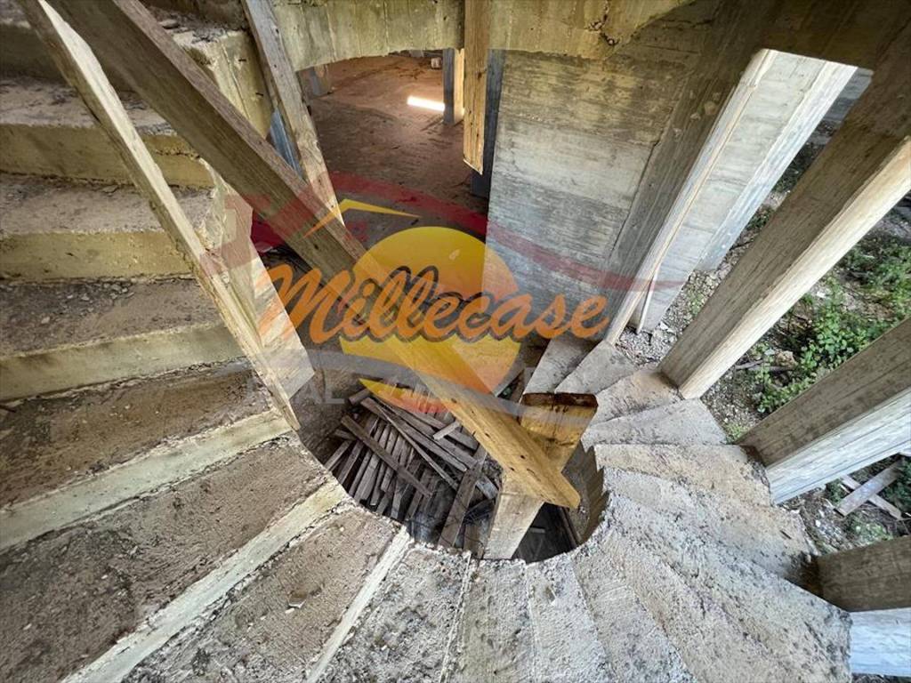 Villa a Siracusa in Via Luigi Maria Monti - Foto 2