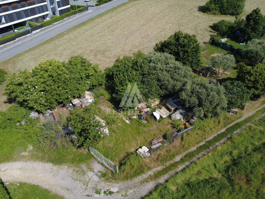 Terreno a Giussano in Via Marmolada, 3 - Foto 3