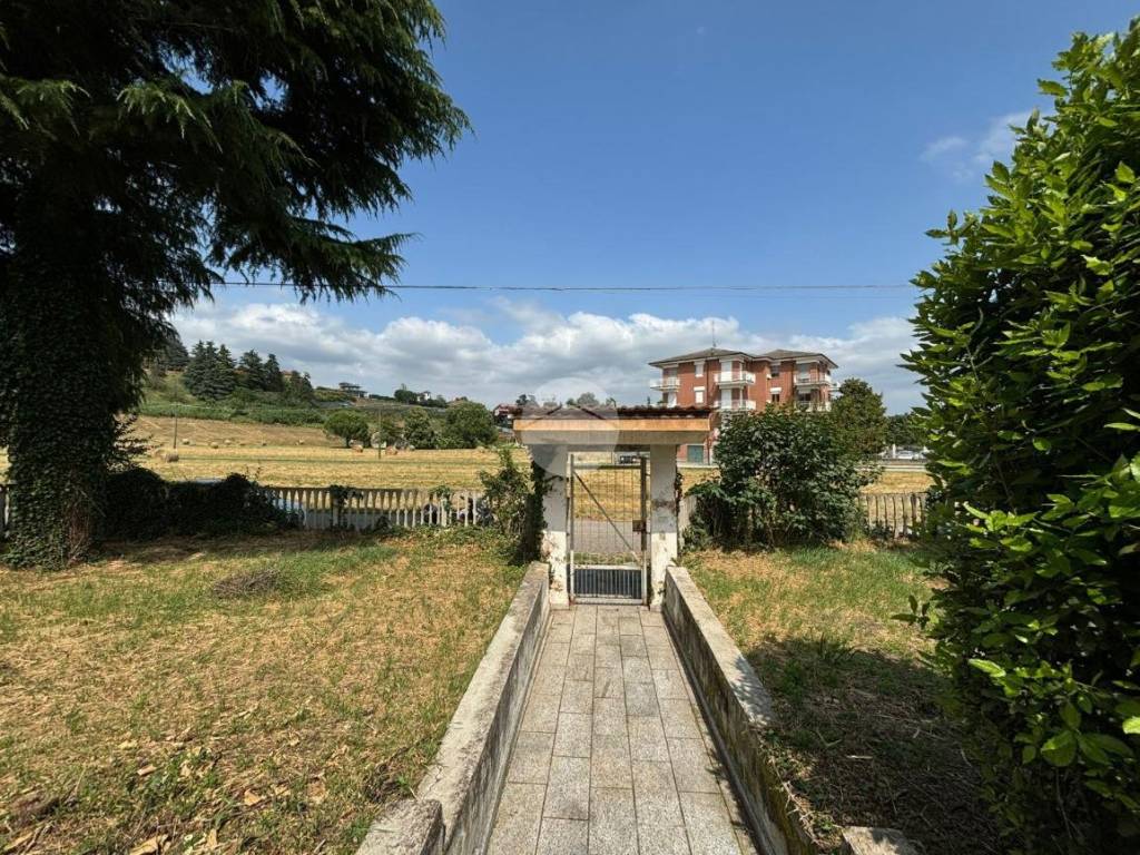 Villa a Nizza monferrato in Via Santa Maria Domenica Mazzarello, 65 - Foto 5