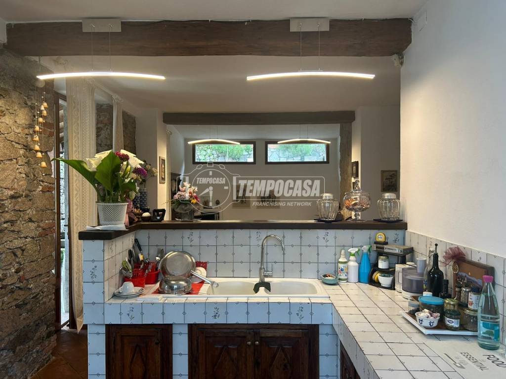 Appartamento a Verbania in Via Intra Premeno 42 - Foto 4