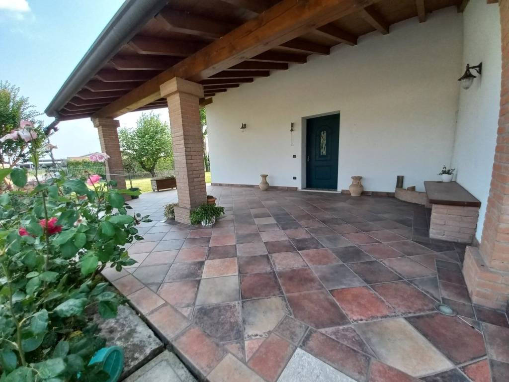 Villa a Leno in strada provinciale 68 - Foto 2
