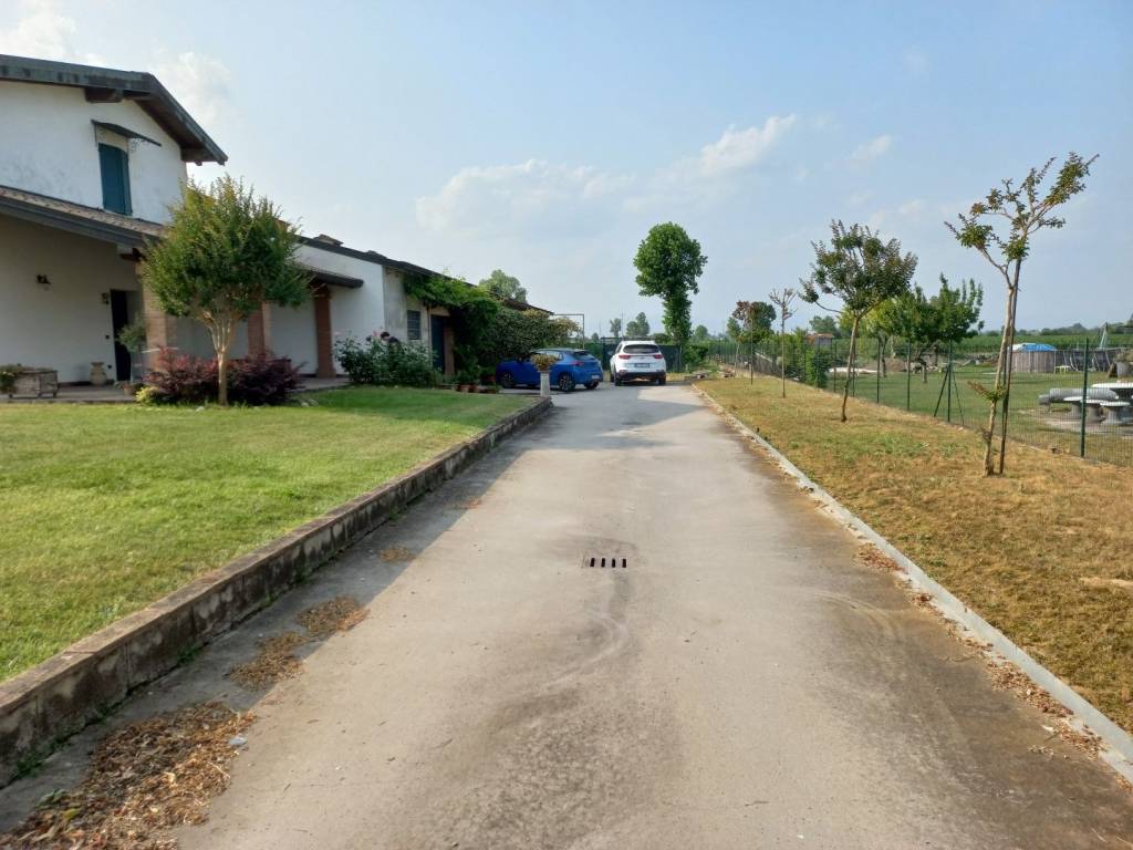 Villa a Leno in strada provinciale 68 - Foto 5