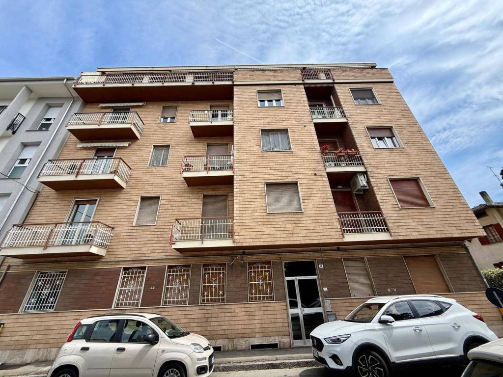 Appartamento a Alessandria in Via Rosselli, 10 - Foto 2