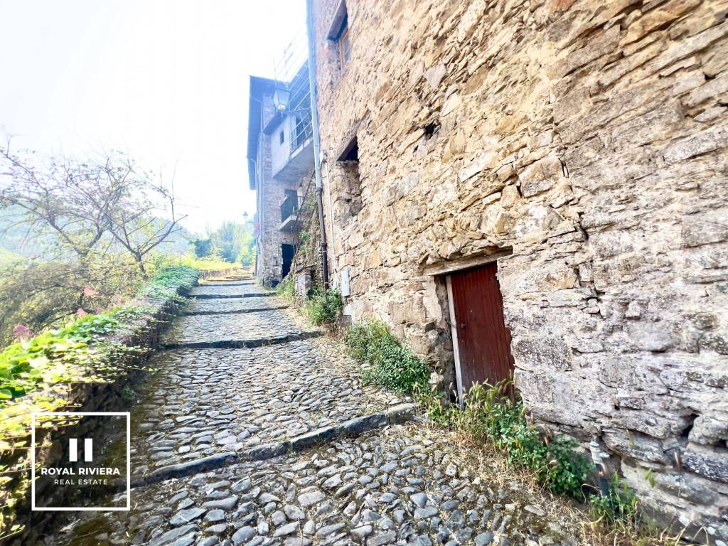 Appartamento a Apricale in Via Angeli, 40 - Foto 4